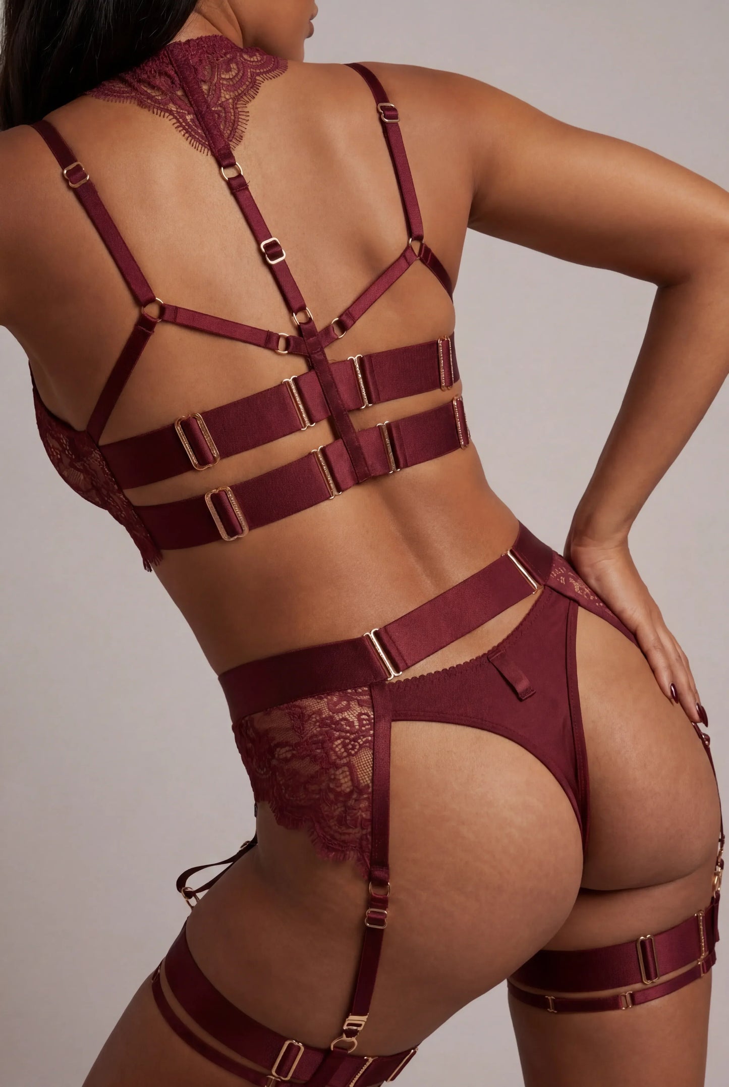 Conjunto de lencería de cuatro piezas KEELY – 2 Colores