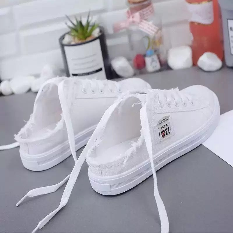 👟 ¡50 % DE DESCUENTO! 👖 Zapatillas tipo mule de denim para mujer: fáciles de poner, con suela cómoda y perfectas para un look veraniego atrevido ☀️
